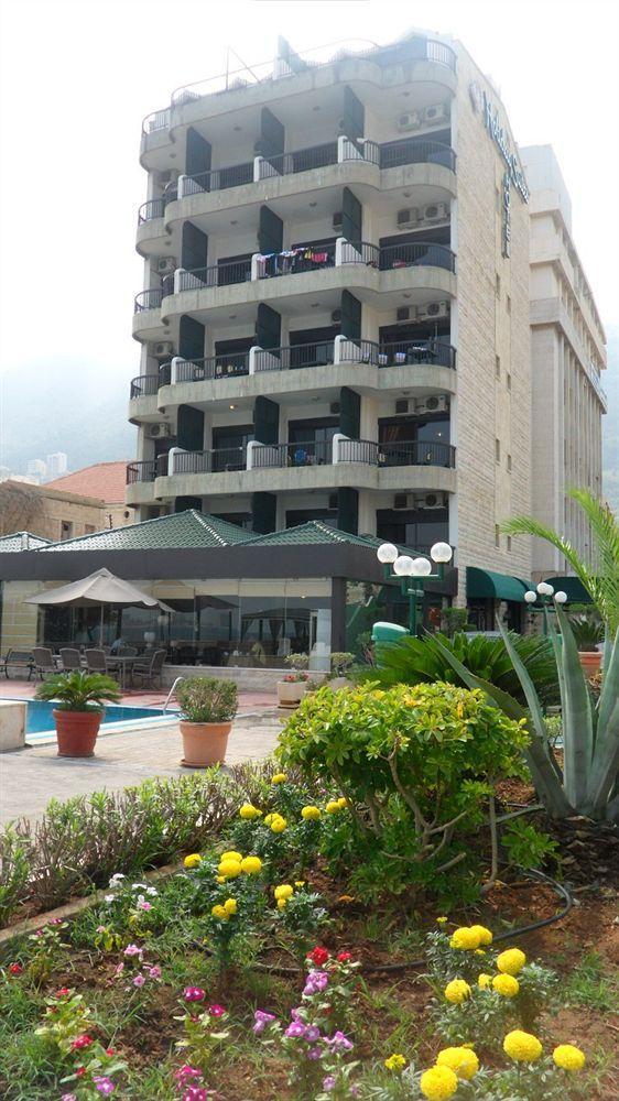 Holiday Suites Hotel & Beach Resort Džunija Exteriér fotografie