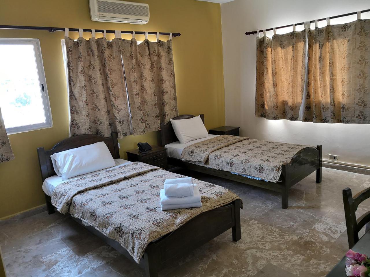 Holiday Suites Hotel & Beach Resort Džunija Exteriér fotografie
